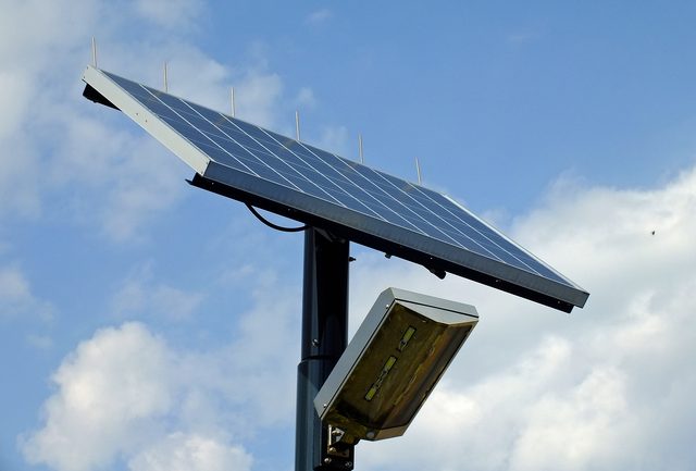太陽光発電式LED街灯(防犯灯・災害灯)のイメージ